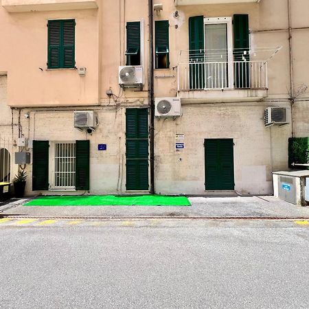 Appartamento A Genova Con Parcheggio Privato A Due Passi Dal Mare Luaran gambar