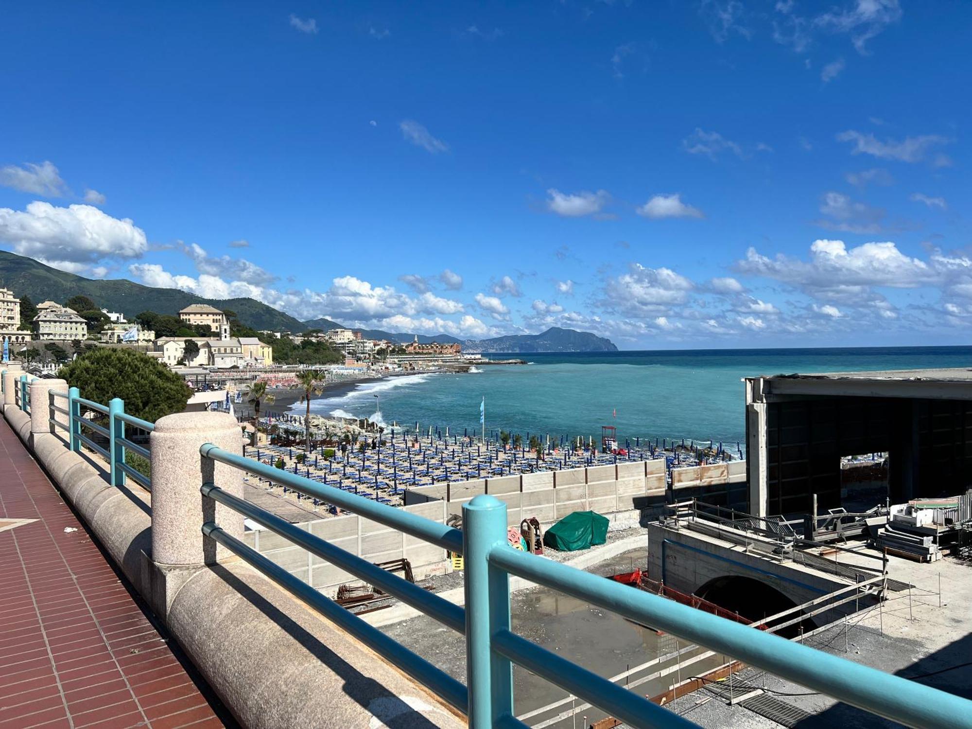 Appartamento A Genova Con Parcheggio Privato A Due Passi Dal Mare Luaran gambar
